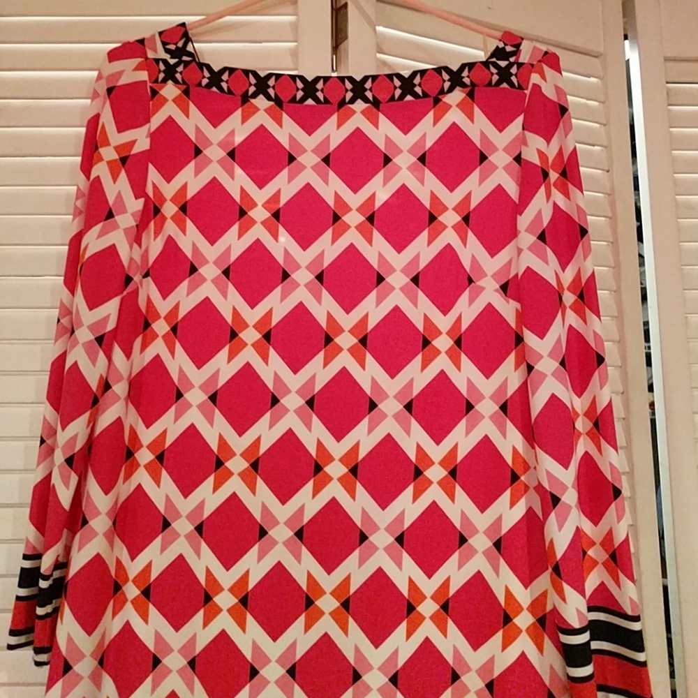 Gorgeous V back print dress Free shipping!